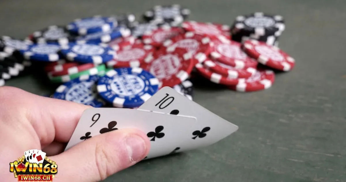 Thứ Tự Bài Mạnh Trong Poker – Cách Xác Định Tay Bài 4 Thứ Tự Bài Mạnh Trong Poker – Khi nào bài của bạn có lợi thế trong Poker?